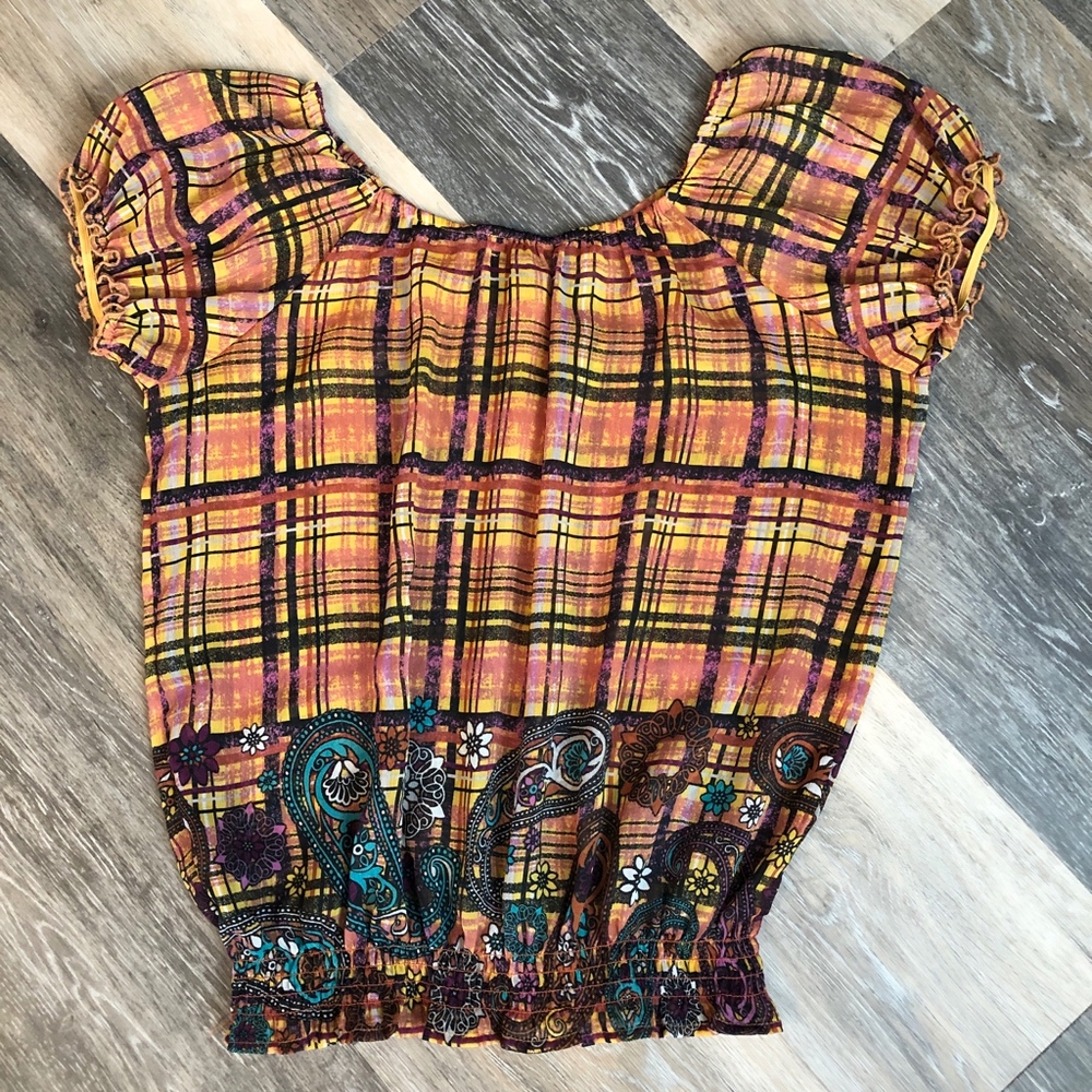 American Rag Peasant Top - Picture 2 of 6